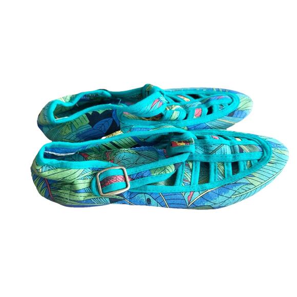 F-Troupe Tropical Shoes 37/6.5 Flats Green Vacation Beach Thailand - Picture 3 of 6